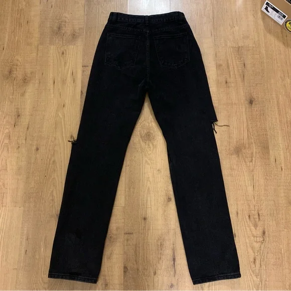 PrettyLittleThing jeans - Picture 2 of 8